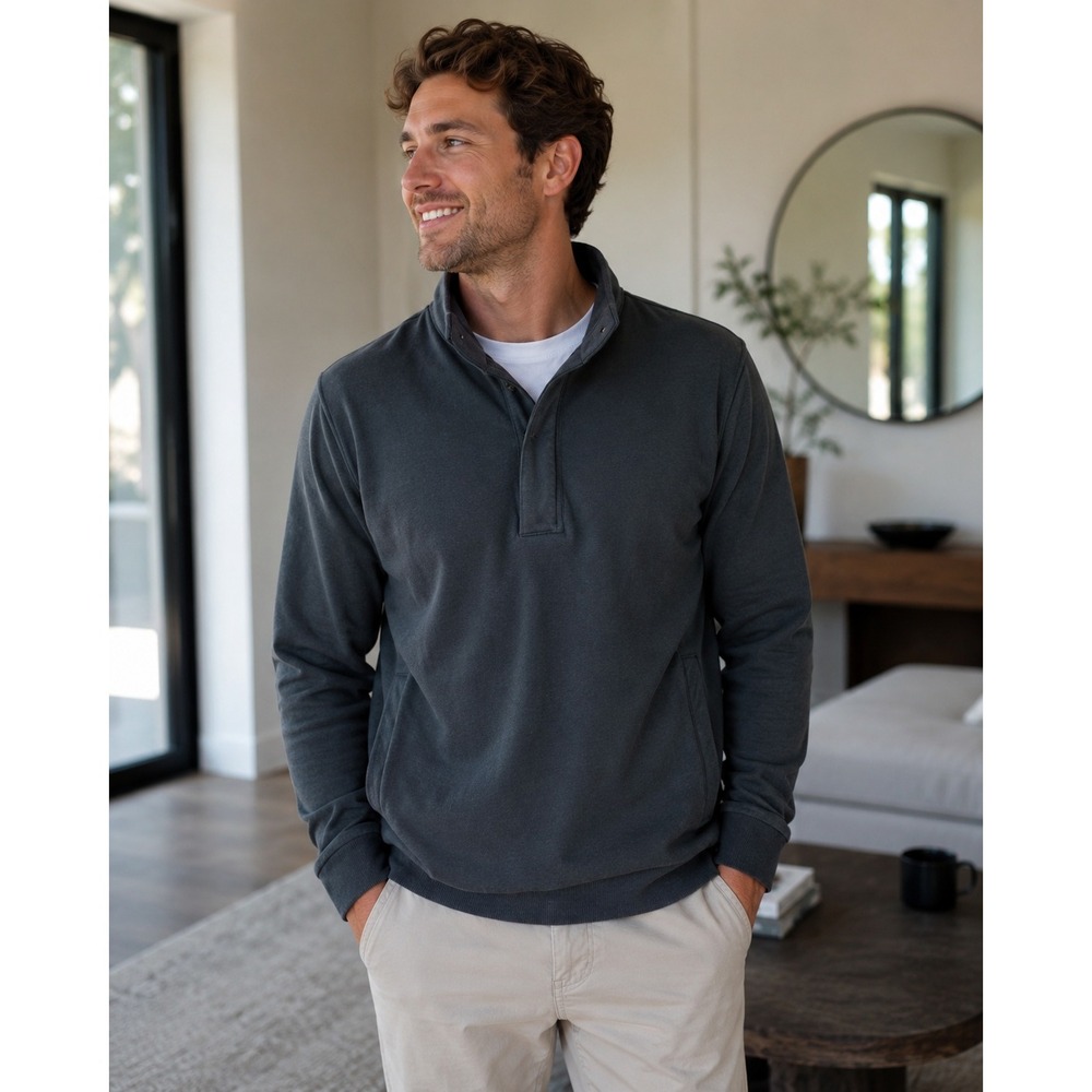Vuori Quarter Zip Cypress Pullover Mens L Pockets Magnetic Closure